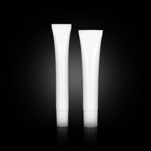 Pillow Pout Applicator