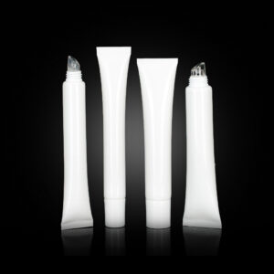 Pillow Pout Applicator